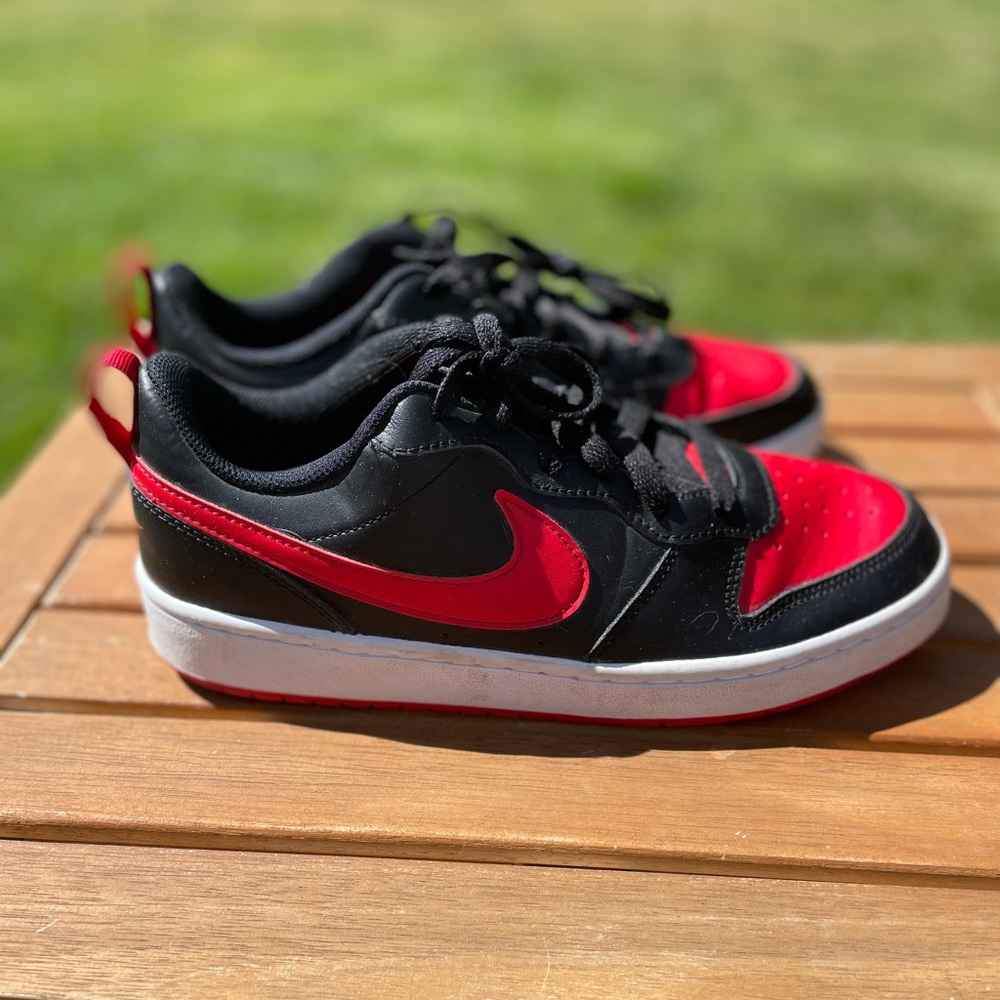 Kids Nike Court Vision size 7y red and black